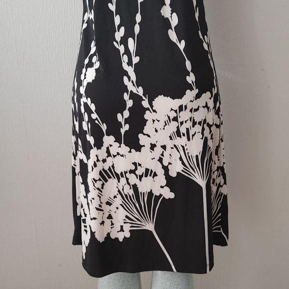 Jonathan Martin Sleeveless Black Floral Dress 10 - Picture 7 of 8
